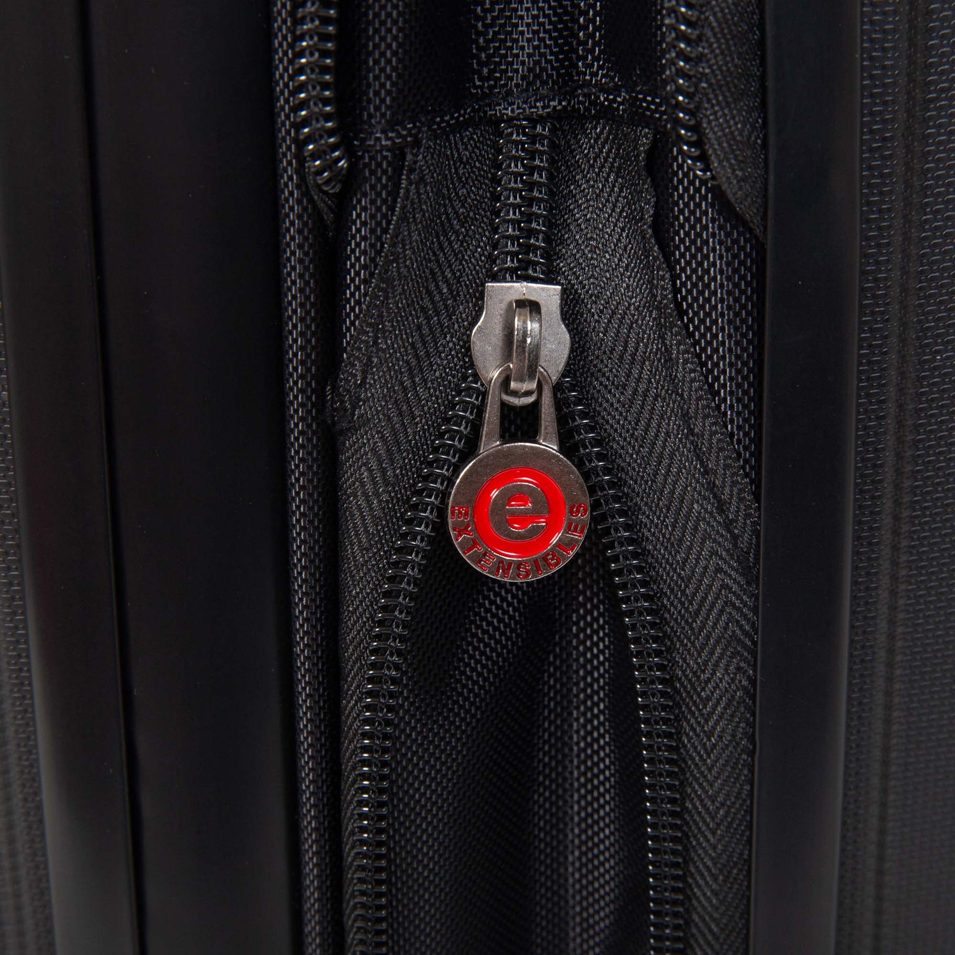 Air Canada Luggage Air Canada Eerie Hardside Medium Expandable Luggage
