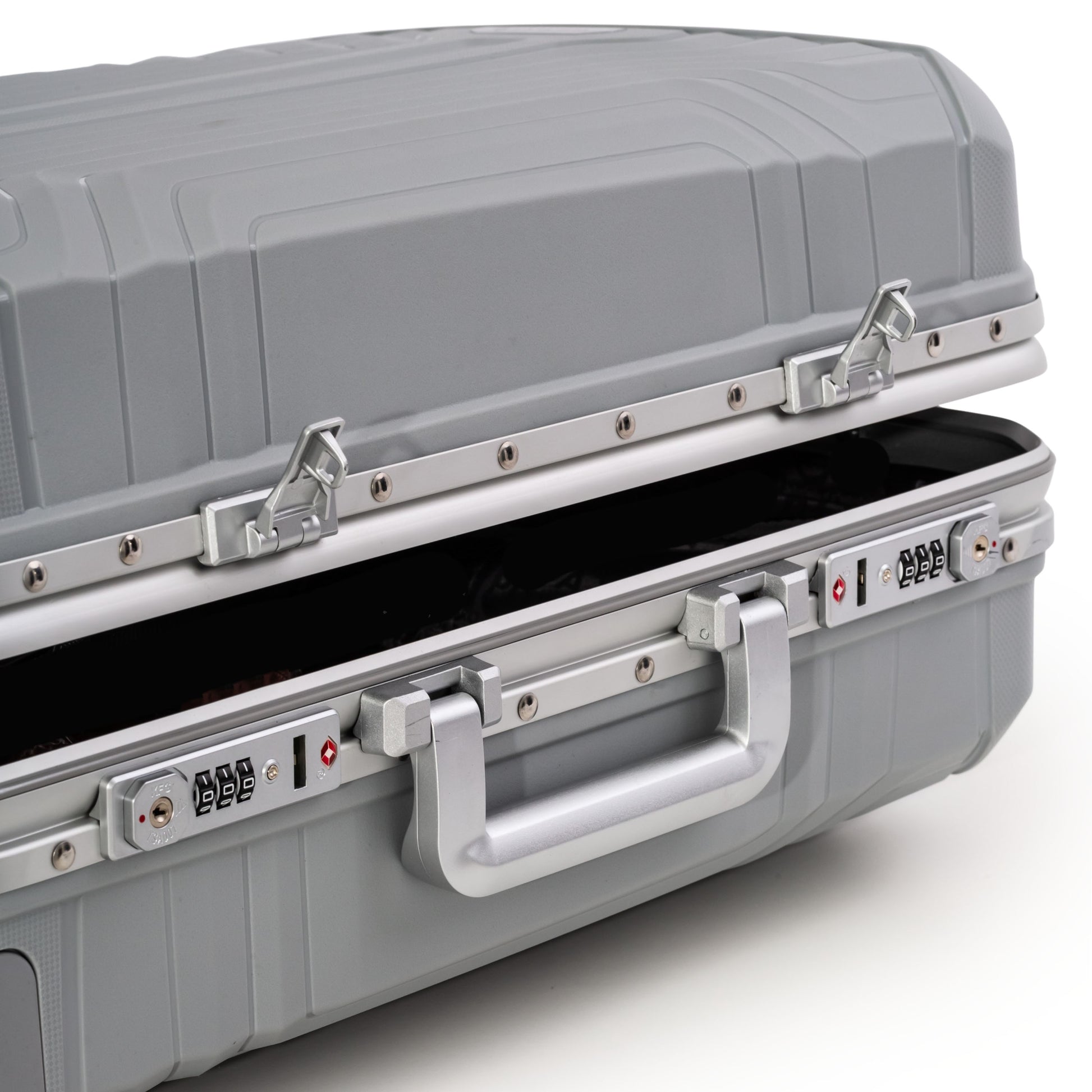 Air Canada Luggage Air Canada Strata 28” Large Luggage