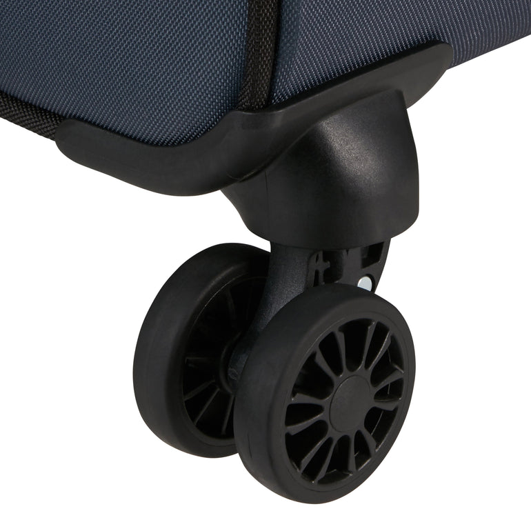 American Tourister Luggage American Tourister Daring Dash Spinner Expandable Large Luggage
