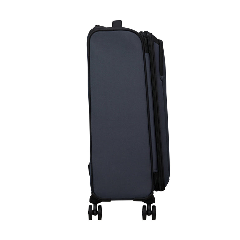 American Tourister Luggage American Tourister Daring Dash Spinner Expandable Medium Luggage