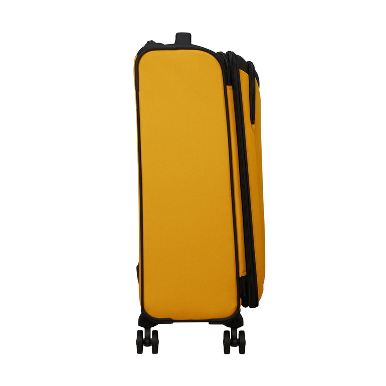 American Tourister Luggage American Tourister Daring Dash Spinner Expandable Medium Luggage