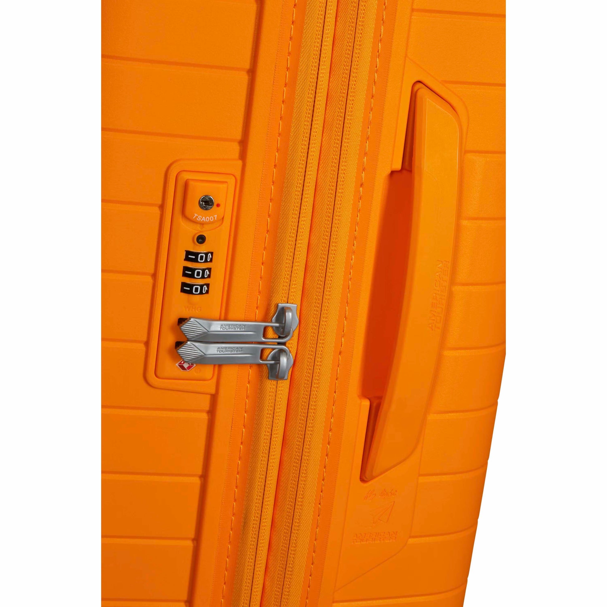 American Tourister Luggage American Tourister Fastforward Expandable Spinner 2-Piece Nested Luggage Set (Carry-On & Large)