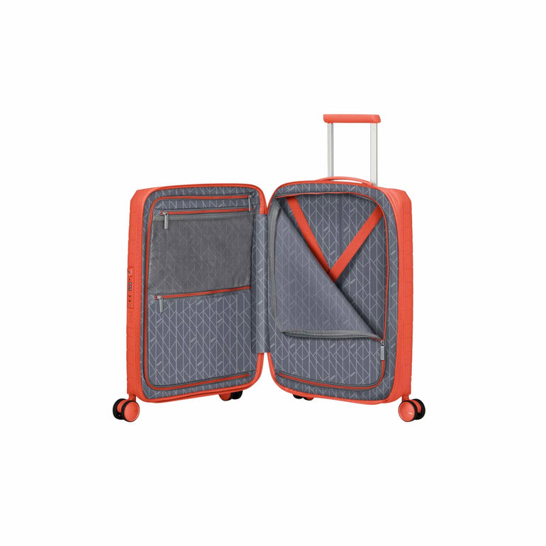 American Tourister Luggage American Tourister Fastforward Expandable Spinner Carry-On Luggage