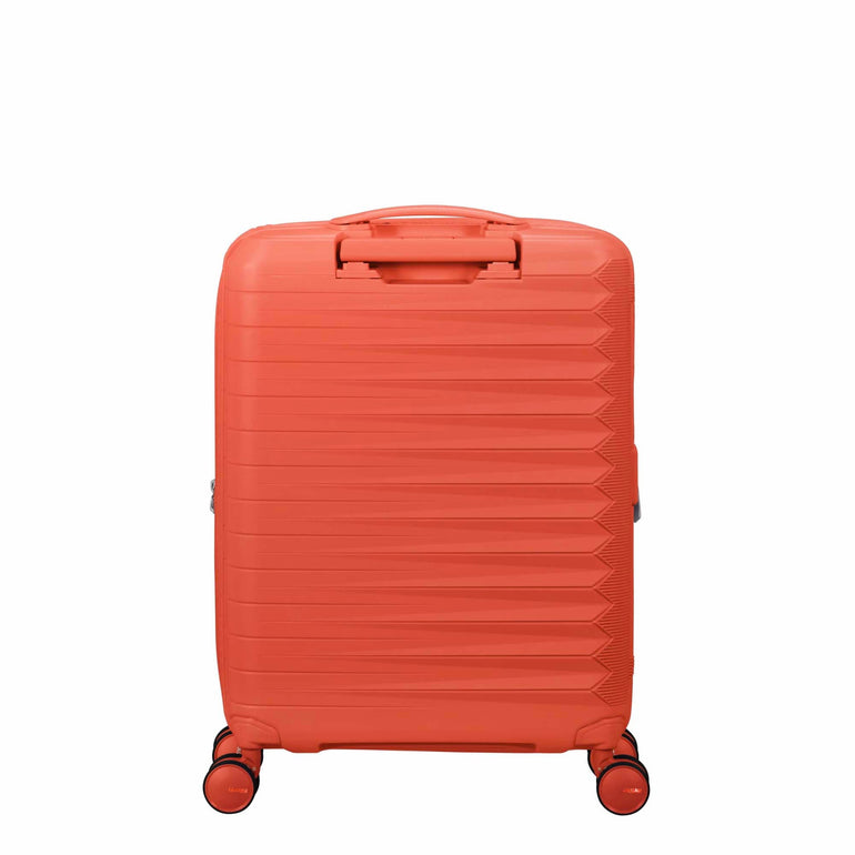 American Tourister Luggage American Tourister Fastforward Expandable Spinner Carry-On Luggage