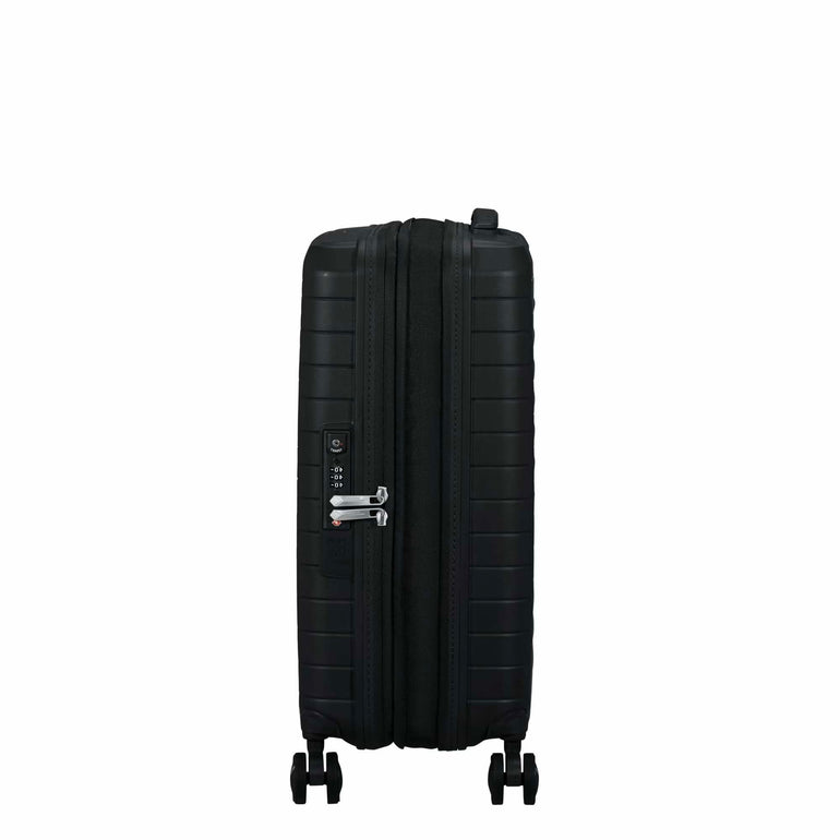 American Tourister Luggage American Tourister Fastforward Expandable Spinner Carry-On Luggage