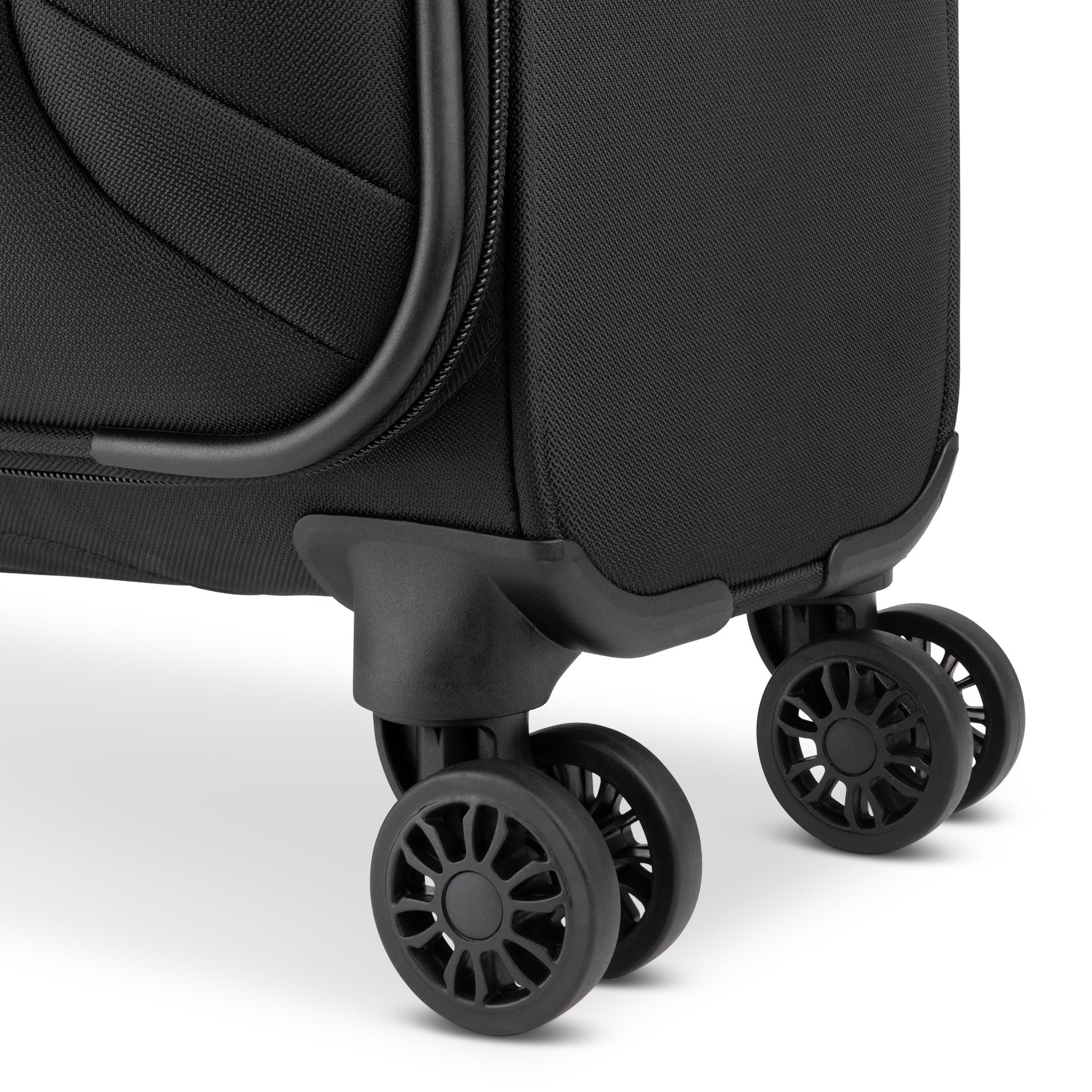 Atlantic Luggage Atlantic Artisan III Spinner Carry-On Luggage