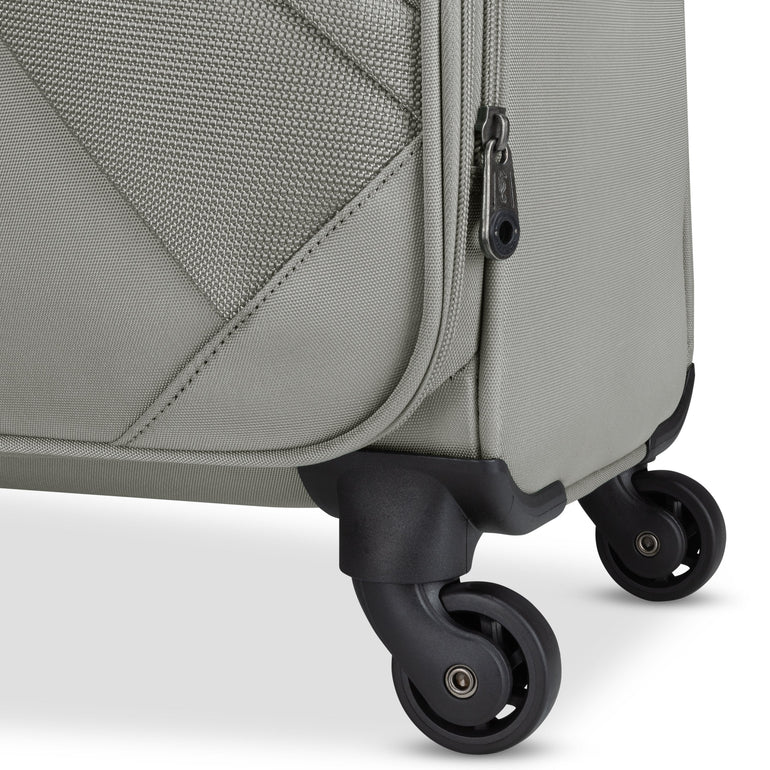 Atlantic Luggage Atlantic Bavaria Medium Expandable Spinner Luggage