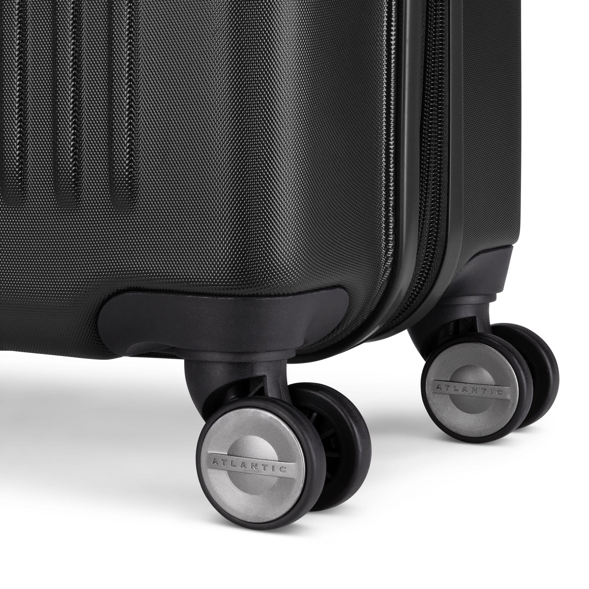 Atlantic Luggage Atlantic Propeller 24" Expandable Upright Luggage