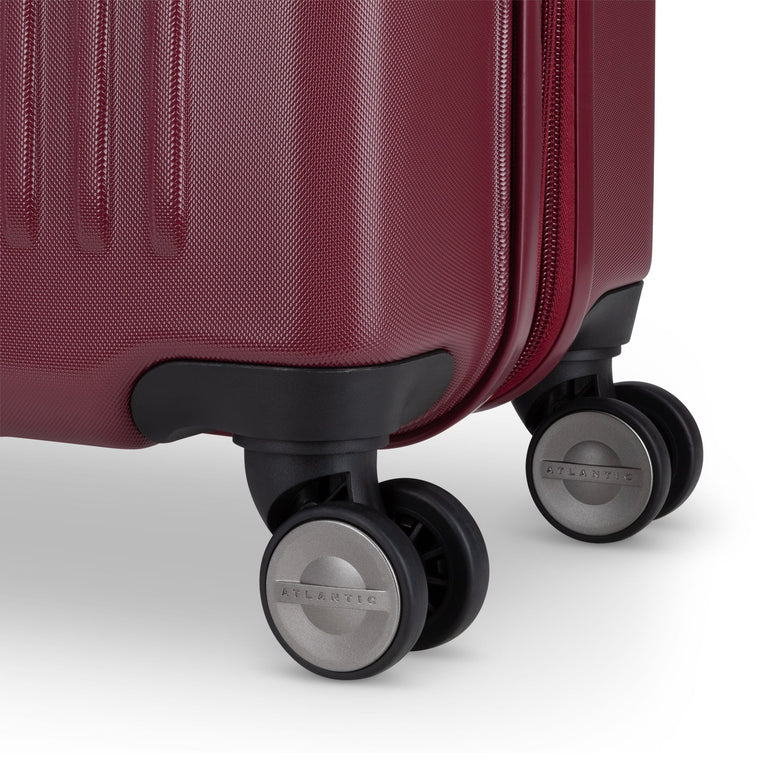 Atlantic Luggage Atlantic Propeller 28" Expandable Upright Luggage