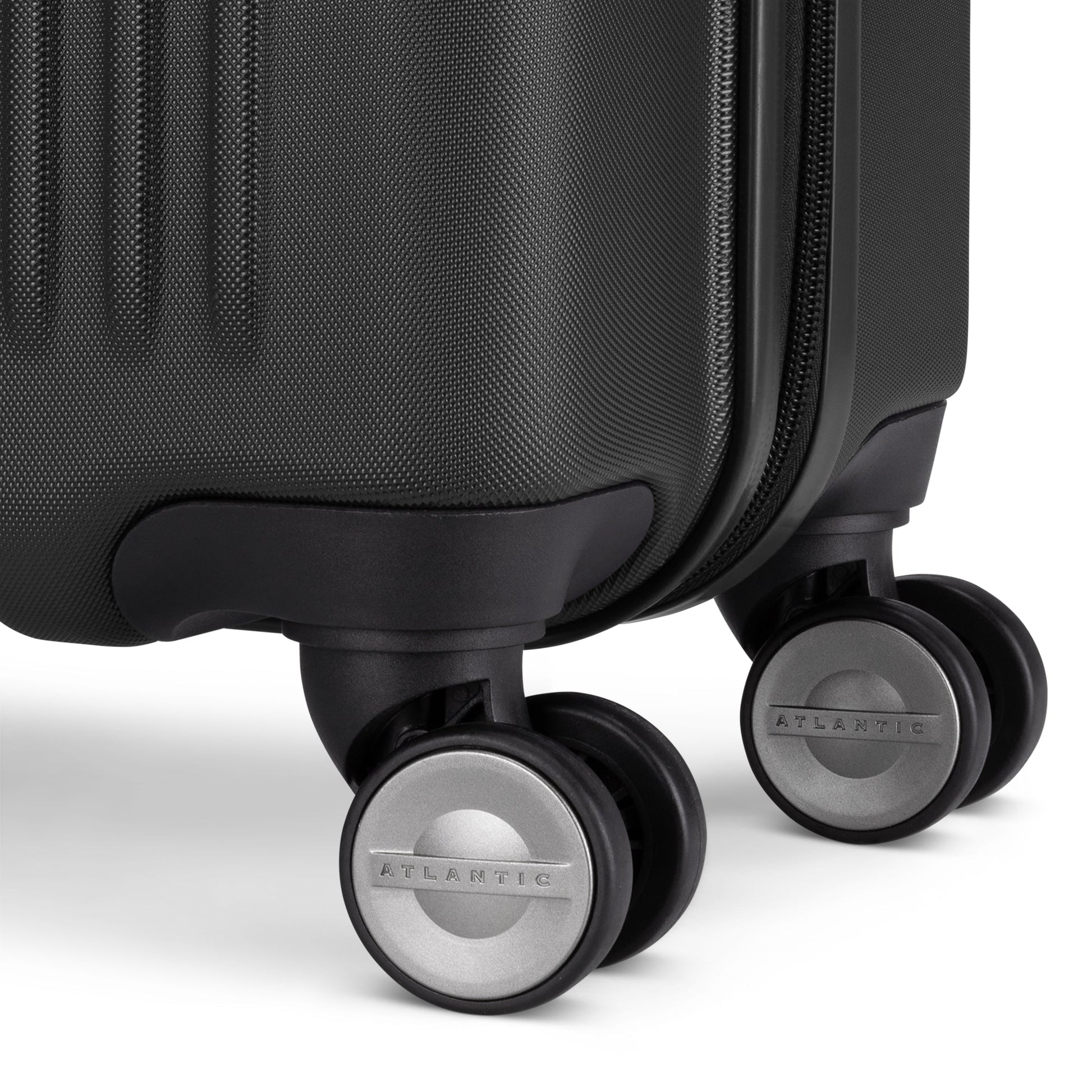 Atlantic Luggage Atlantic Propeller Carry-On Luggage