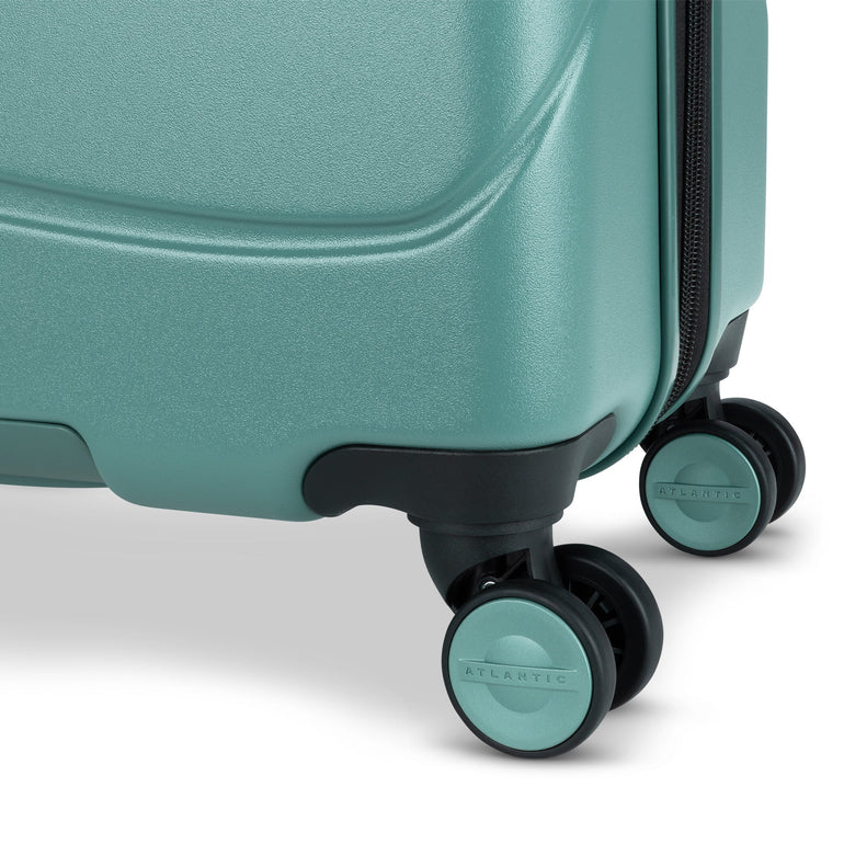 Atlantic Luggage Atlantic Transmarine 24" Expandable Upright Luggage