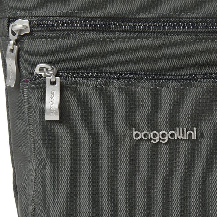 Baggallini Cross-Body Bag Baggallini Pocket Crossbody With RFID