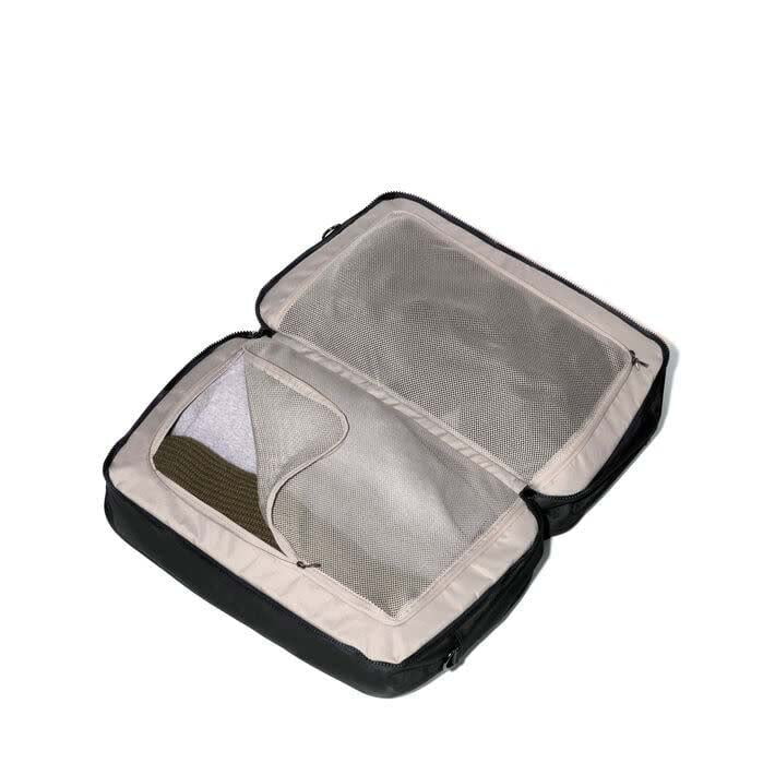 Baggallini Duffles Black Baggallini Getaway Split Case Duffel - Black