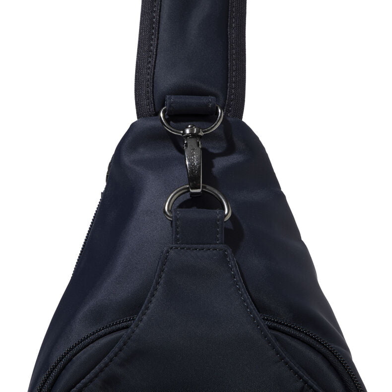 Baggallini Sling Bag Baggallini Manhattan Central Park Sling Bag