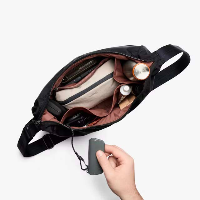 Bellroy Cross-Body Bag Bellroy Laneway Crescent Bag 7L