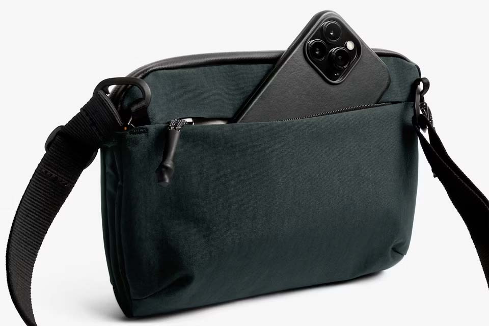 Bellroy Cross-Body Bag Bellroy Venture Travel Crossbody
