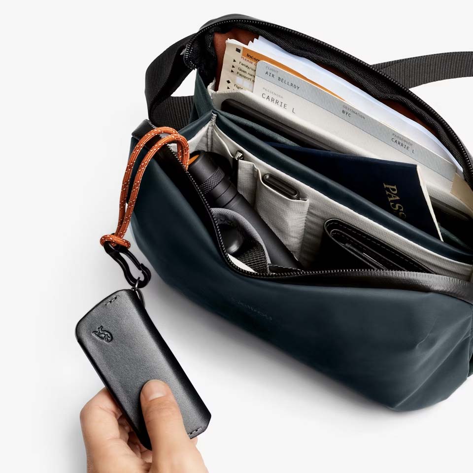 Bellroy Cross-Body Bag Bellroy Venture Travel Crossbody