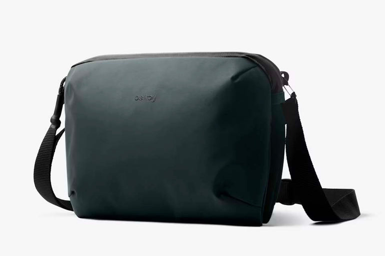 Bellroy Cross-Body Bag Deep Ocean Bellroy Venture Travel Crossbody