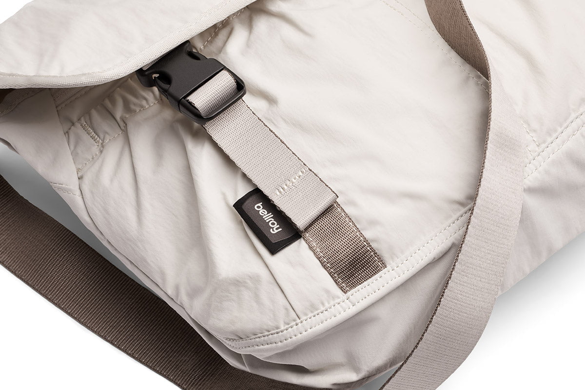 Bellroy Messenger Bags Bellroy Cinch Messenger Bag