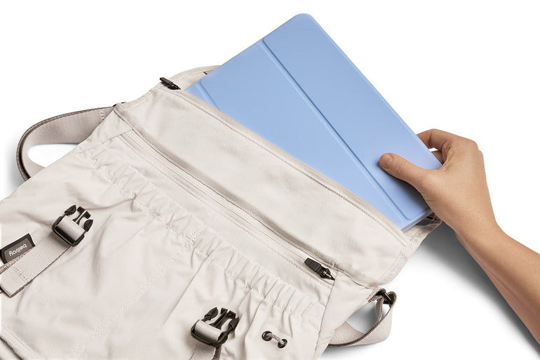 Bellroy Messenger Bags Bellroy Cinch Messenger Bag