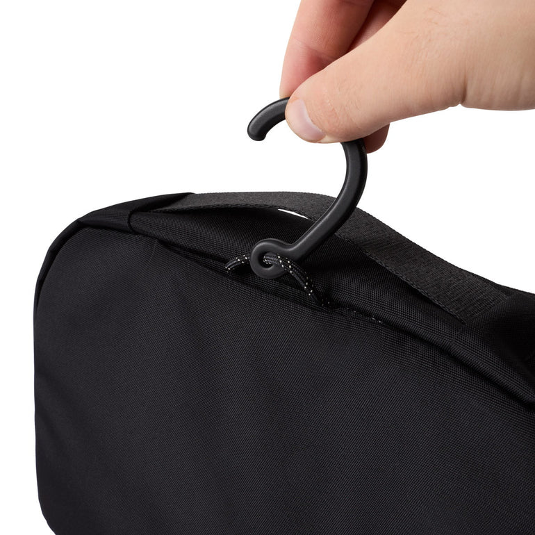 Bellroy Travel Accessories Bellroy Hanging Toiletry Kit