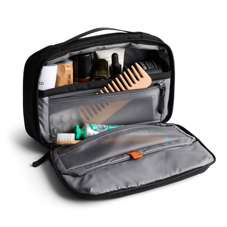 Bellroy Travel Accessories Bellroy Hanging Toiletry Kit