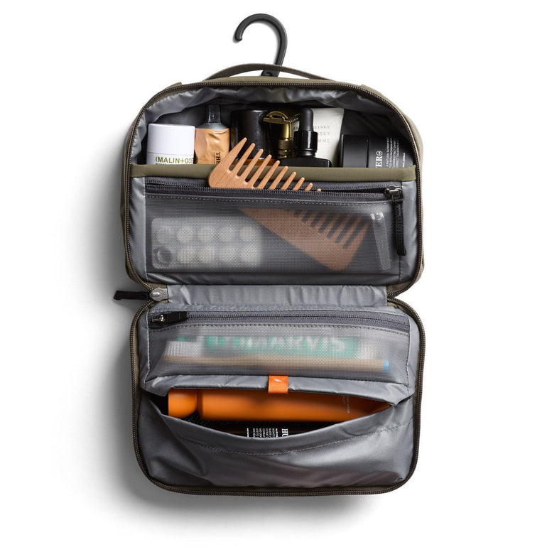 Bellroy Travel Accessories Bellroy Hanging Toiletry Kit