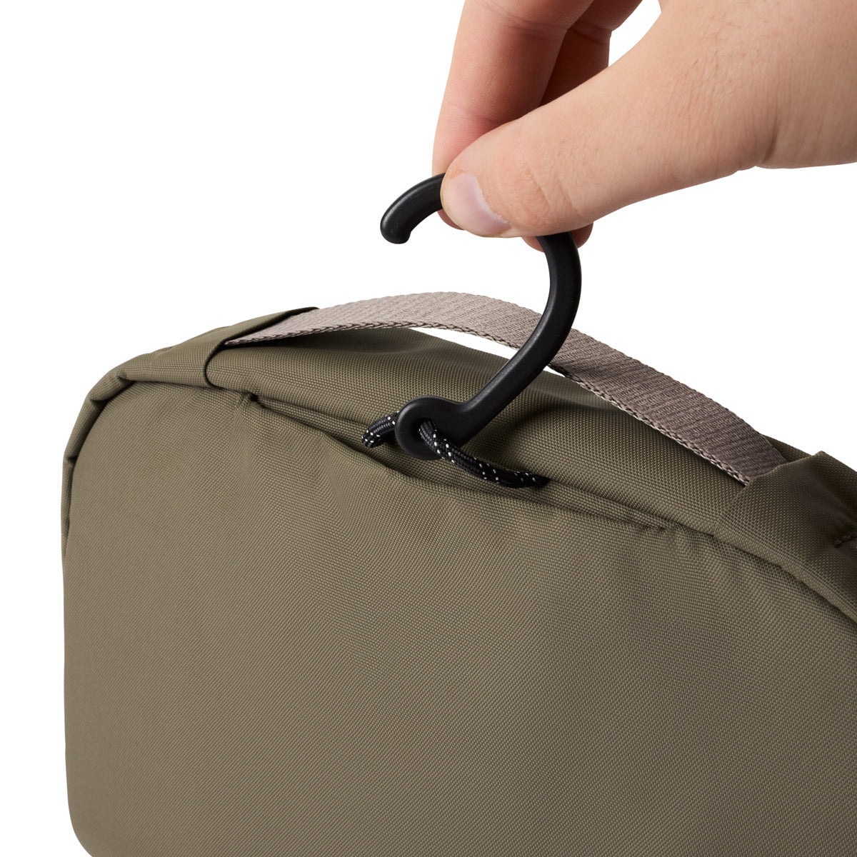 Bellroy Travel Accessories Bellroy Hanging Toiletry Kit