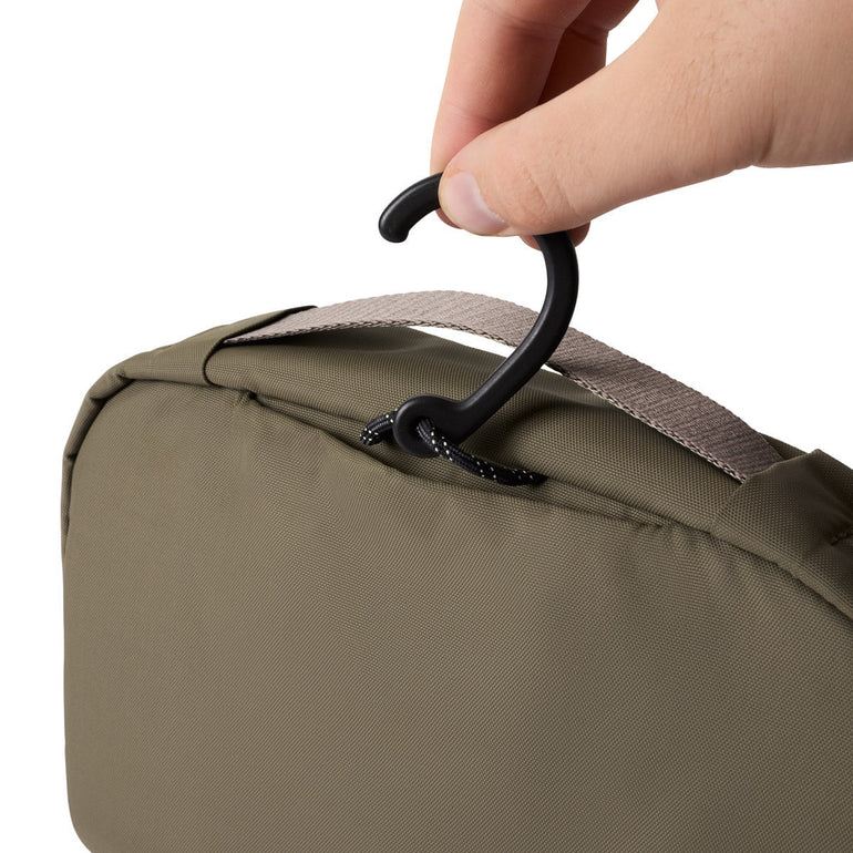 Bellroy Travel Accessories Bellroy Hanging Toiletry Kit