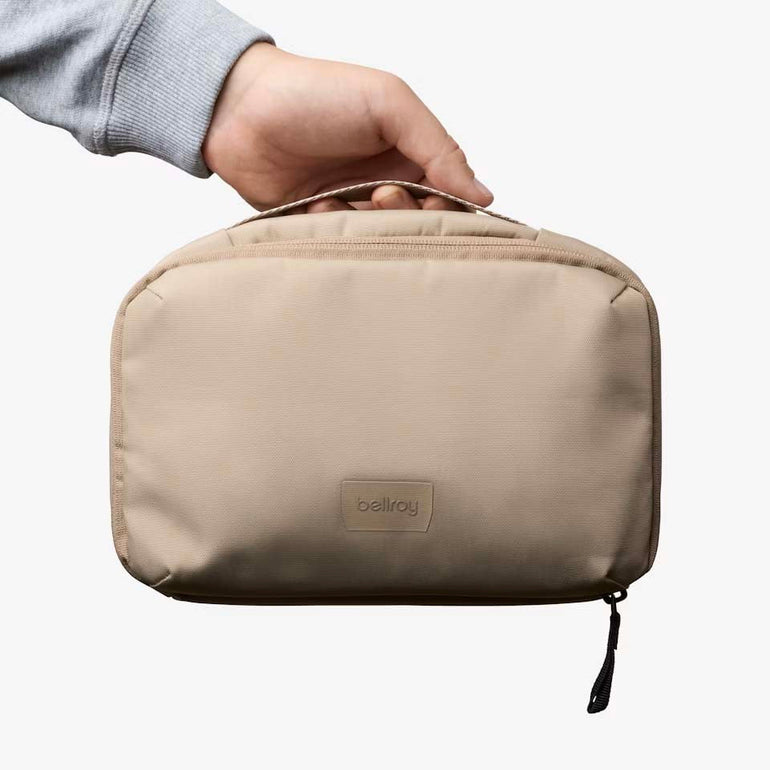 Bellroy Travel Accessories Bellroy Hanging Toiletry Kit