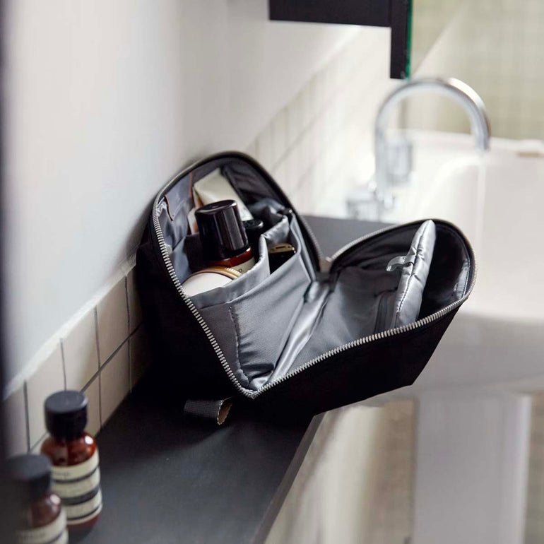 Bellroy Travel Accessories Bellroy Toiletry Kit Plus