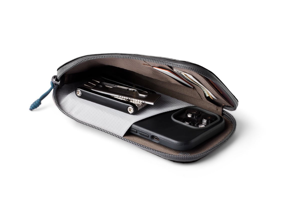 Bellroy Travel Accessories Bellroy Venture Phone Pocket Plus