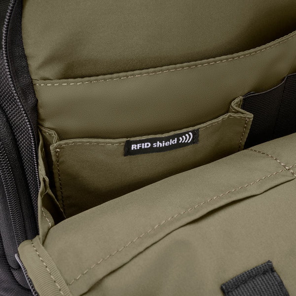 Briggs & Riley Backpacks Black Briggs & Riley HTA Medium Cargo Backpack
