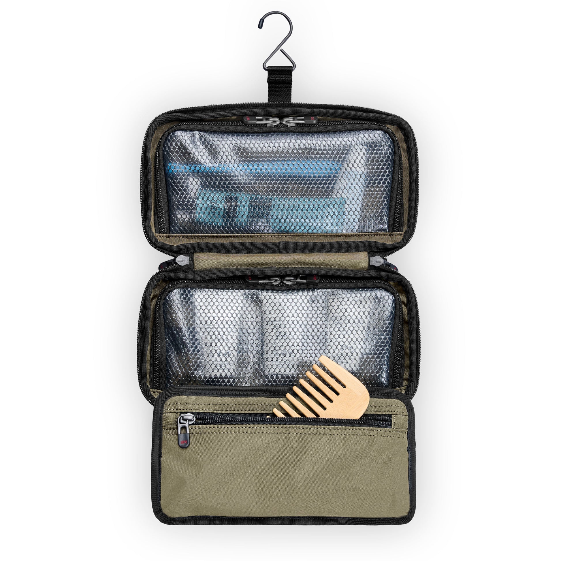 Briggs & Riley Travel Accessories Briggs & Riley ZDX Hanging Toiletry Kit