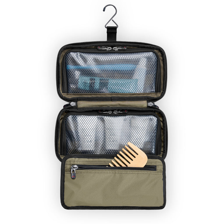 Briggs & Riley Travel Accessories Briggs & Riley ZDX Hanging Toiletry Kit