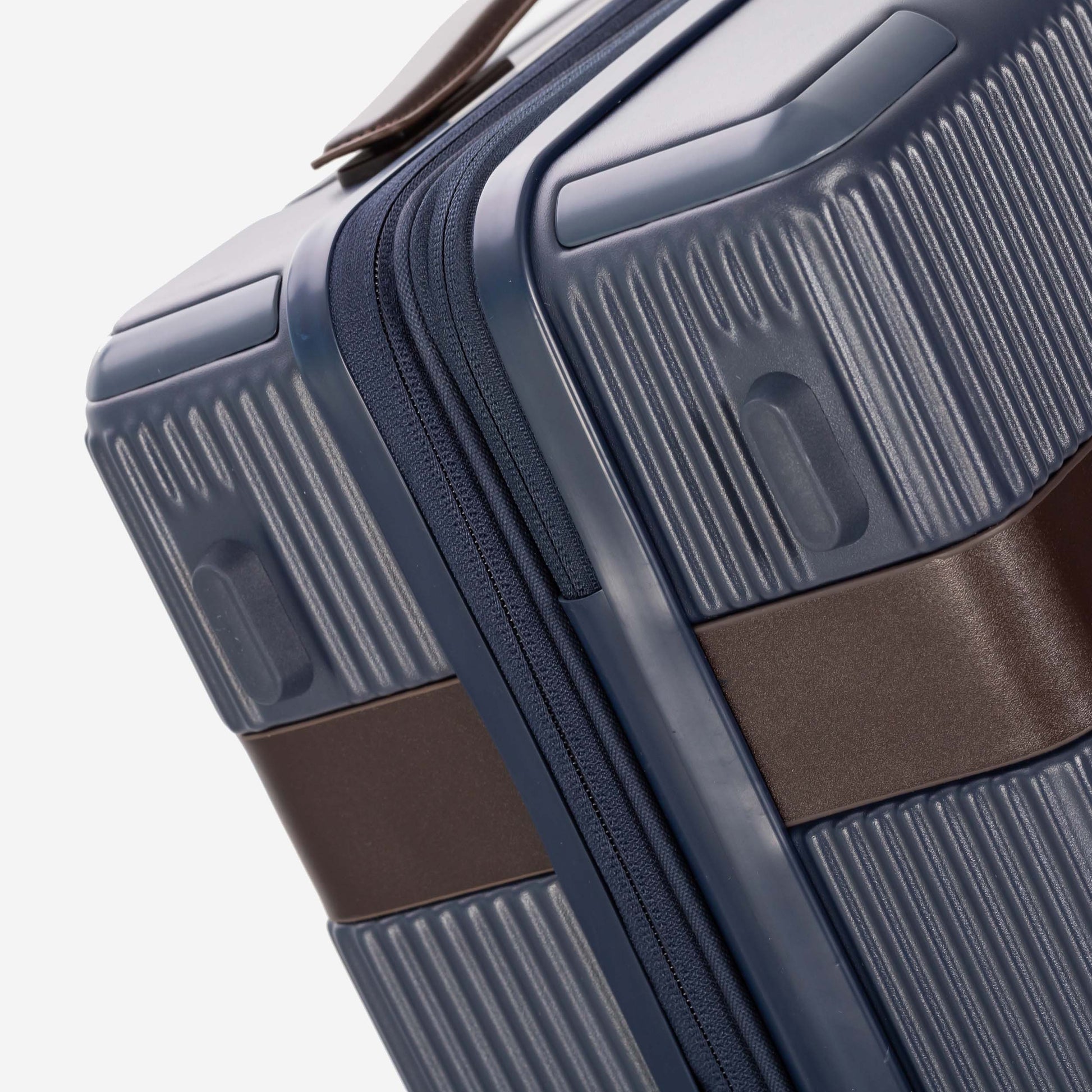 Cole Haan Luggage Cole Haan Heritage Pro Premium Hardside Large Checked Luggage
