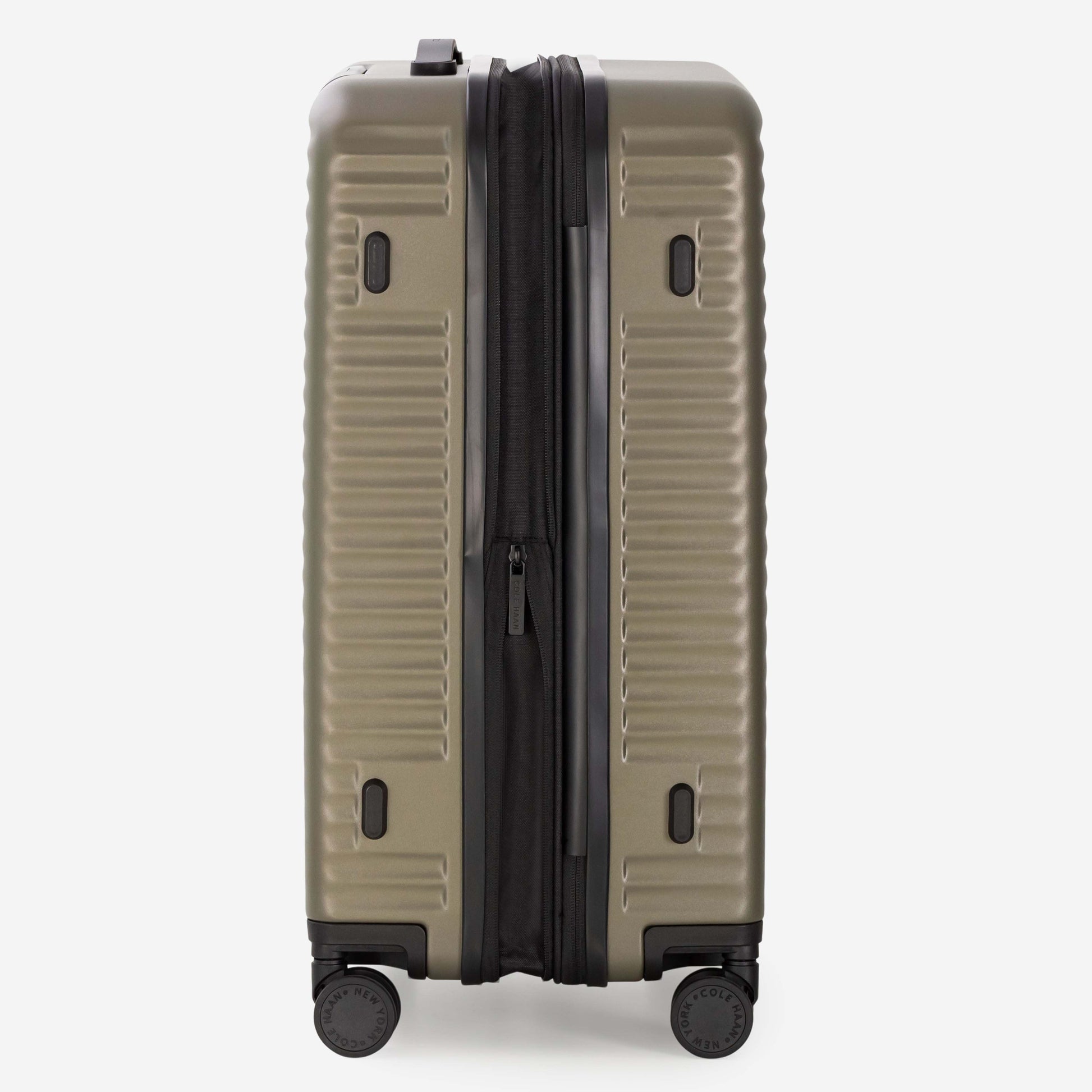 Cole Haan Luggage Cole Haan Traverse Series Premium Hardside Medium Checked Luggage