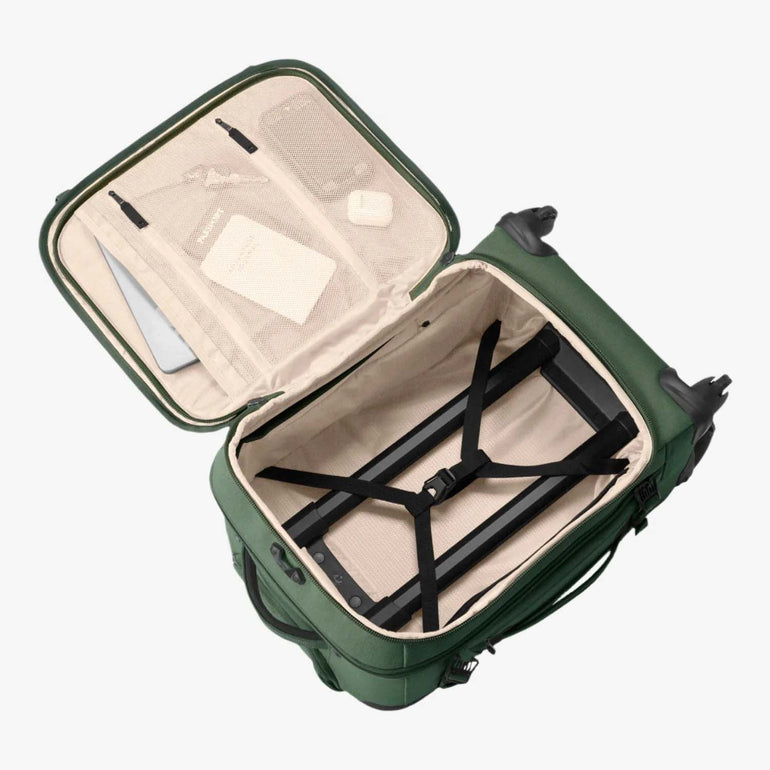 Eagle Creek Luggage Eagle Creek Gear Warrior XE 4-Wheel Carry-On Luggage