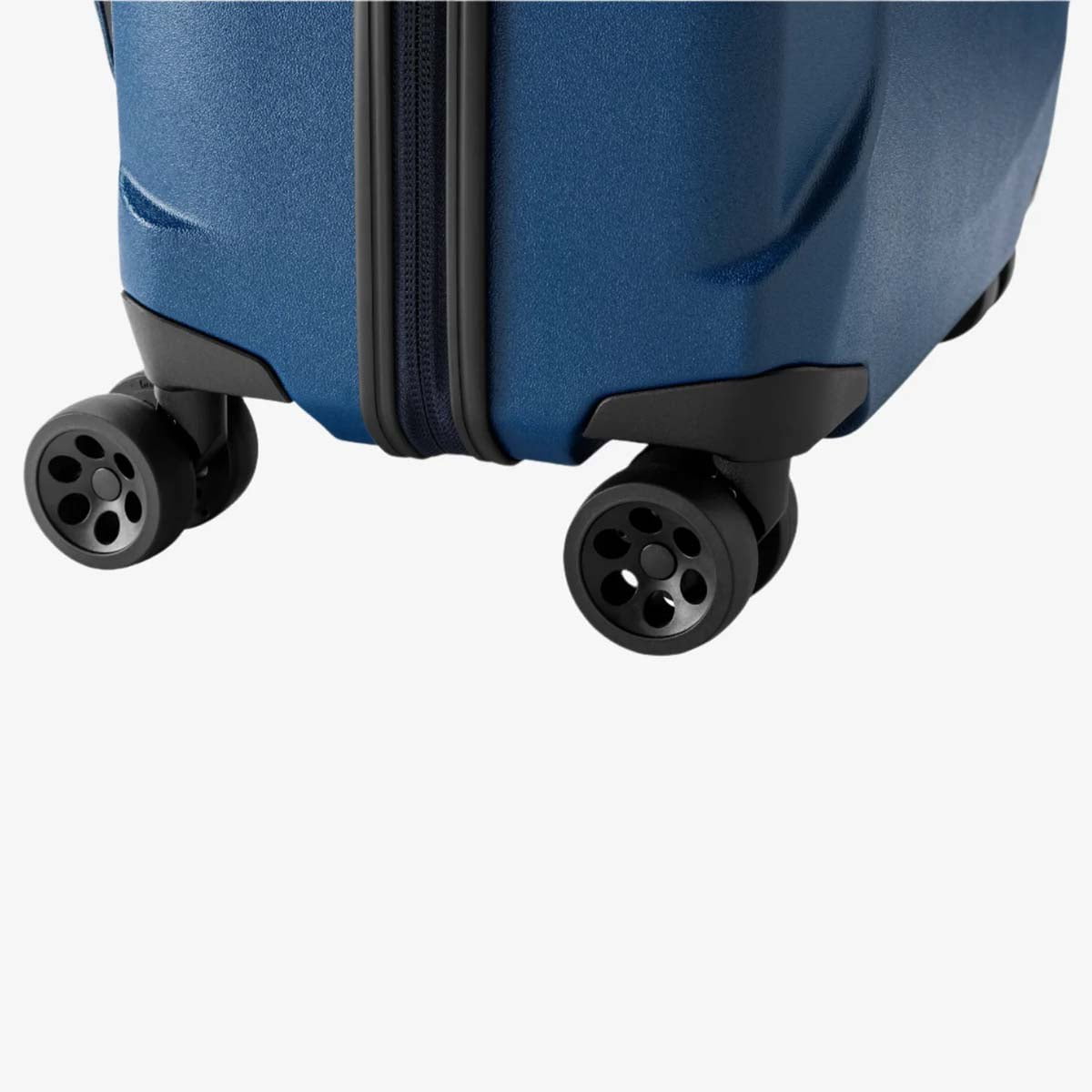 Eagle Creek Luggage Eagle Creek Tarmac 4-Wheel 26" Medium Luggage