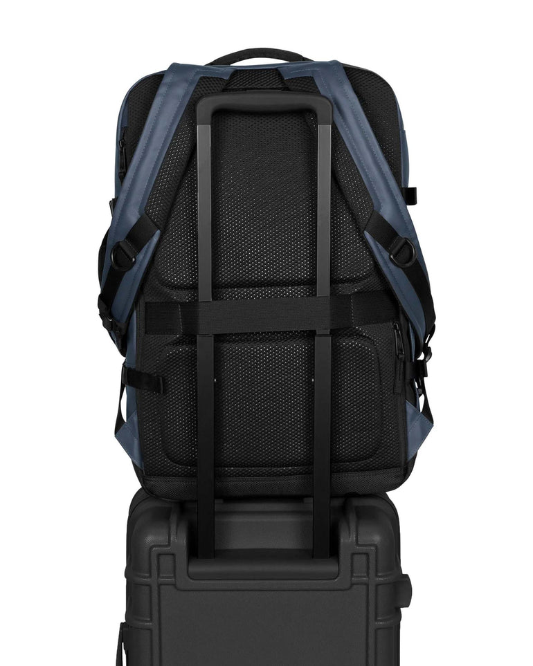 Eastpak Backpacks Admiral Eastpak CNNCT Travelpack CNNCT - Admiral