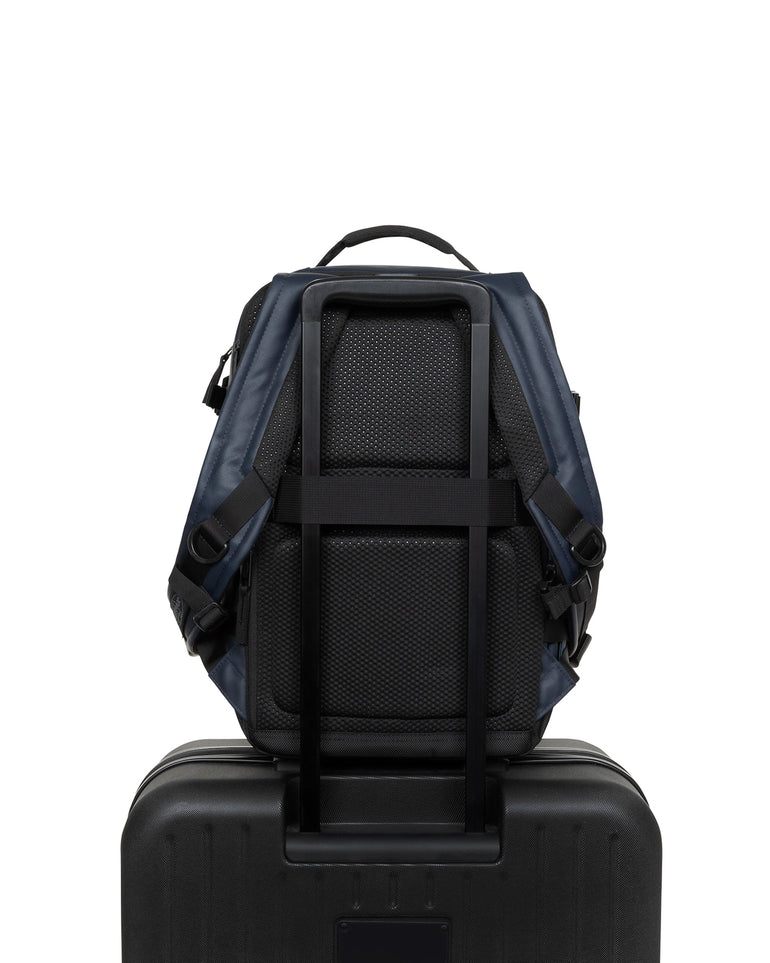 Eastpak Backpacks Admiral Eastpak Tecum Cabin CNNCT - Admiral