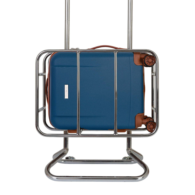 Explorer Luggage Explorer First Class Carry-On Luggage