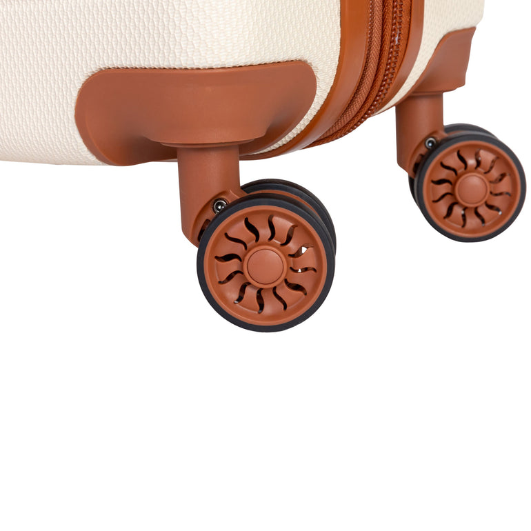 Explorer Luggage Explorer First Class Expandable Large Luggage