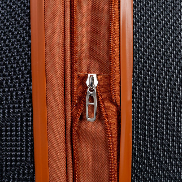 Explorer Luggage Explorer First Class Expandable Luggage Set