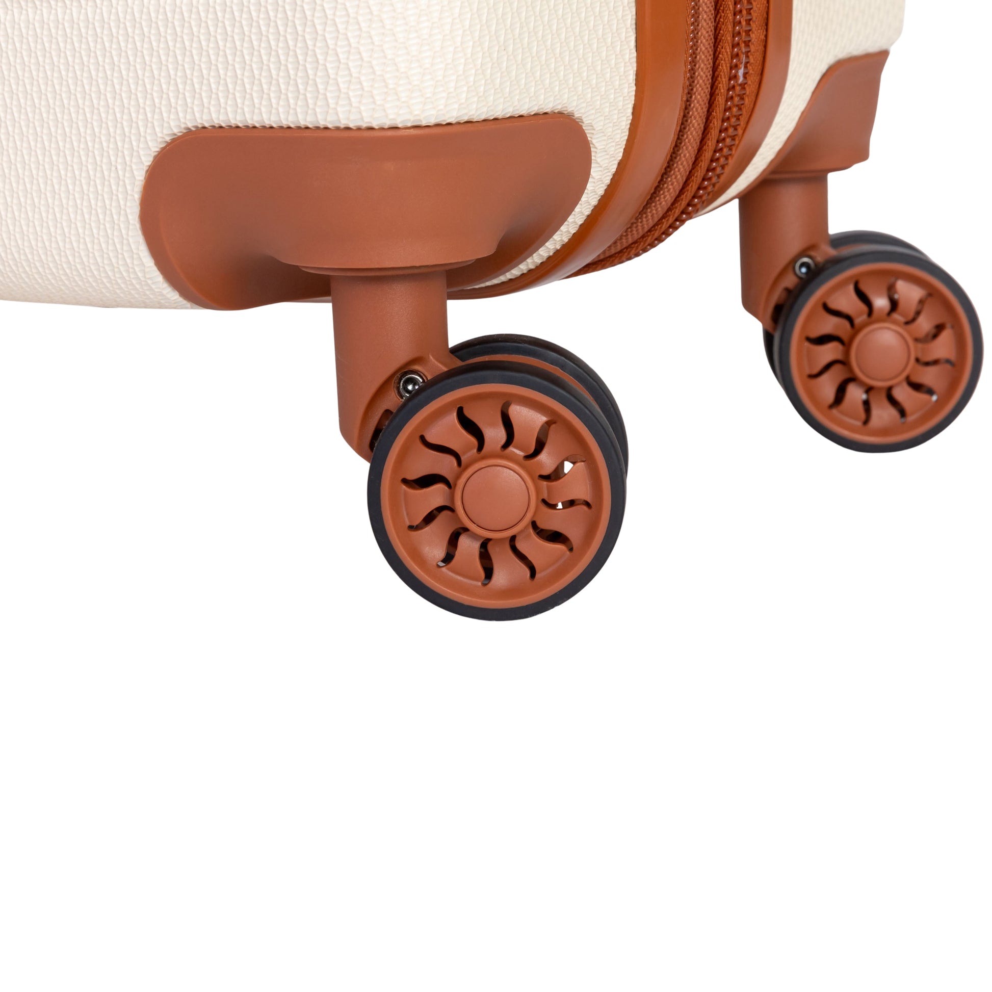 Explorer Luggage Explorer First Class Expandable Medium Luggage
