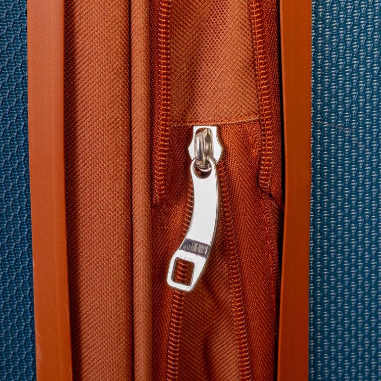 Explorer Luggage Explorer First Class Expandable Medium Luggage