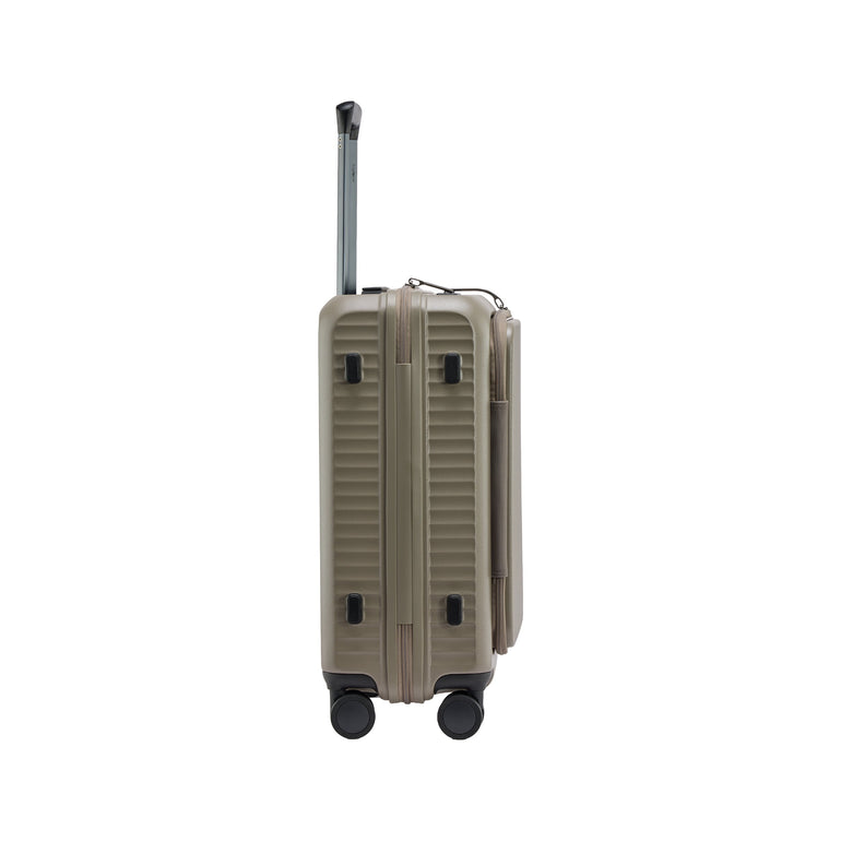 Explorer Luggage Explorer Terra Expandable Carry-On Luggage