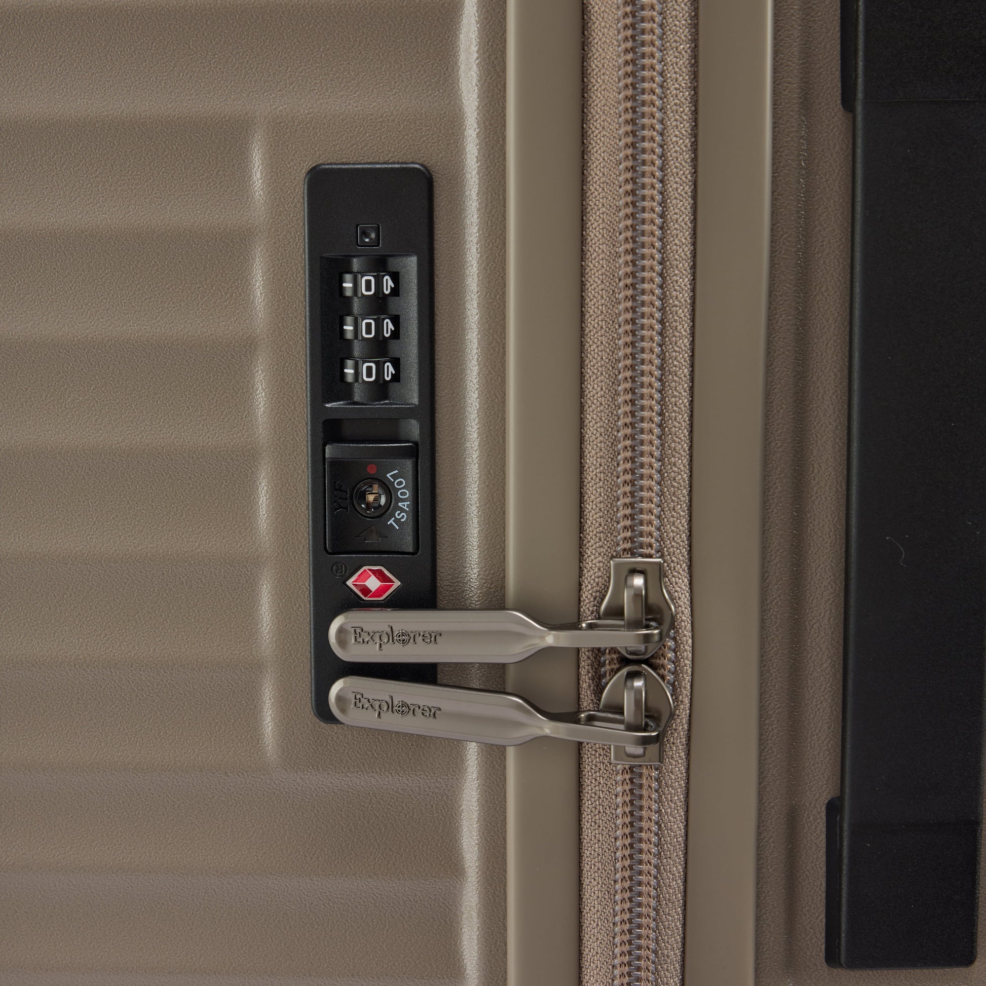 Explorer Luggage Explorer Terra Trunk
