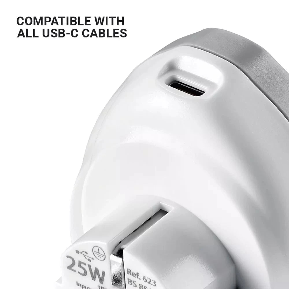 Go Travel Adapters White/Grey Go Travel World-UK USB-C Adaptor + (25W)