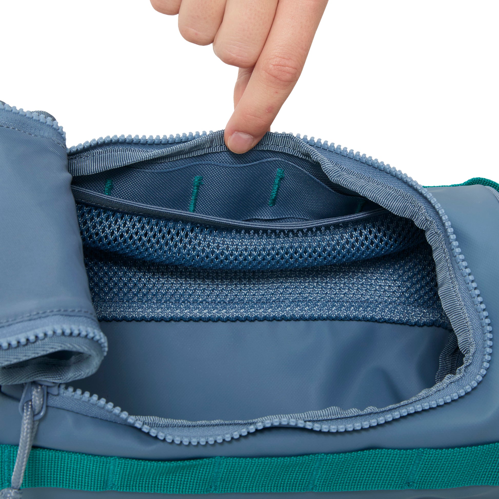 Helly Hansen Travel Accessories Helly Hansen HH Wash Bag 2